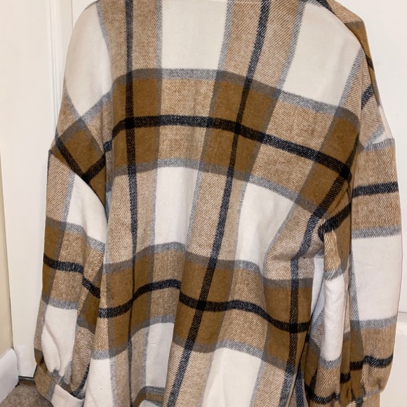 Shein Shacket - Picture 3 of 3